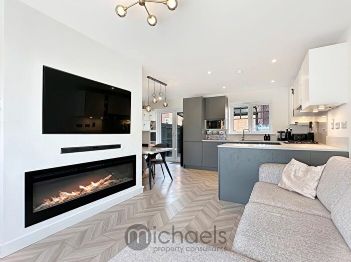 2 Bedroom Semi-Detached House For Sale In Rowhedge Wharf Road, Rowhedge, Colchester, CO5