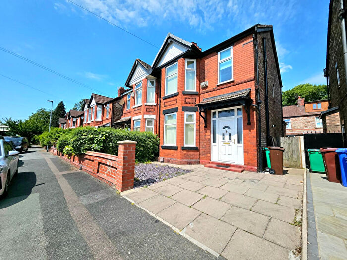 3 Bedroom Semi Detached House For Sale In Collingwood Road, Manchester, M19