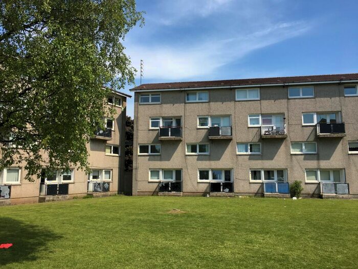 2 Bedroom Flat To Rent In Mill Road, Cambuslang, G72