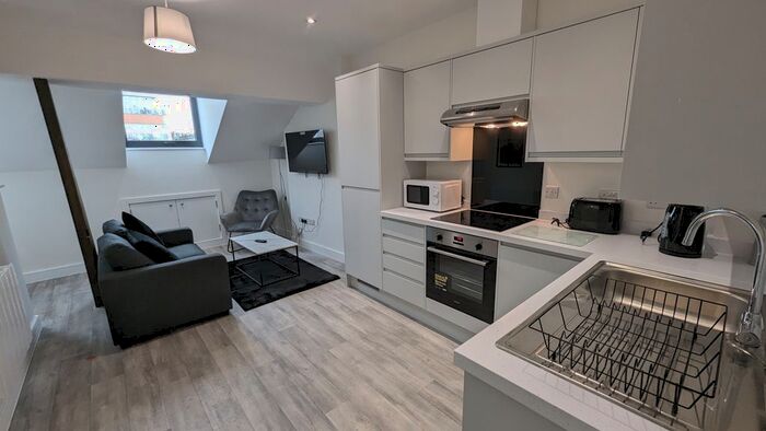 1 Bedroom Flat To Rent In Crocus Street, Nottingham, NG2