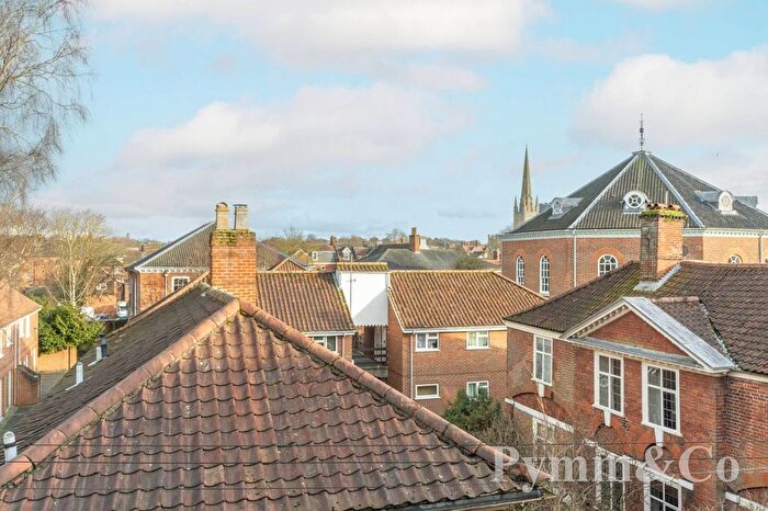 3 Bedroom Town House For Sale In Calvert Street, Norwich, NR3