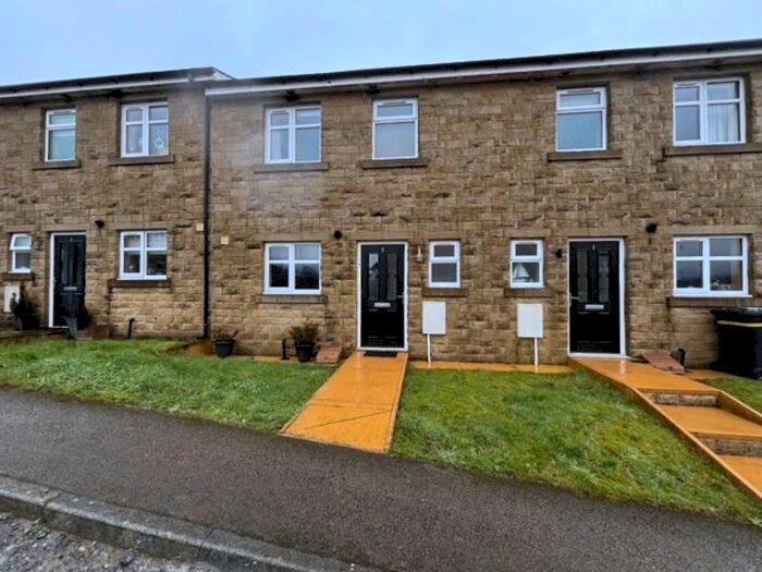 3 Bedroom Mews To Rent In The Bowling Green, Darwen, BB3