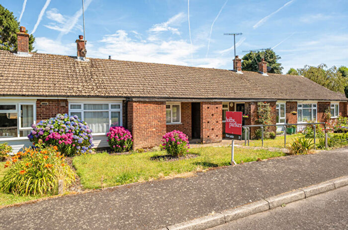 2 Bedroom Bungalow For Sale In Felborough Close, Chilham, Canterbury, Kent, CT4