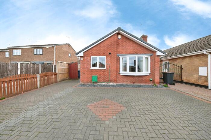 2 Bedroom Detached House For Sale In Windsor Drive, Nottinghamshire, NG20