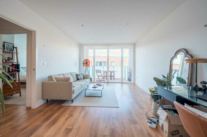 1 Bedroom Flat To Rent In Hebden Street, Haggerston, London, E2