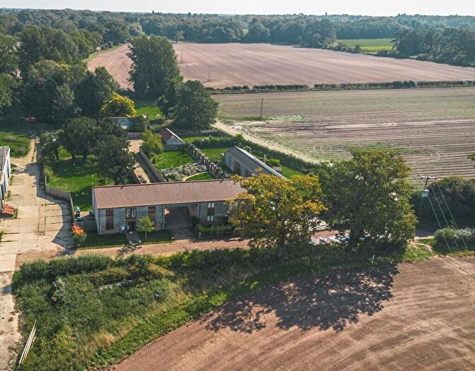 4 Bedroom Barn Conversion For Sale In Merton, Thetford, IP25