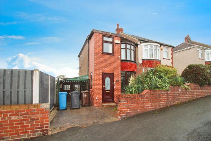 3 Bedroom Semi-Detached House To Rent In Lyminster Road, Sheffield, South Yorkshire, S6