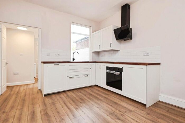 3 Bedroom Terraced House For Sale In Court Oak Road, Harborne, Birmingham, B17
