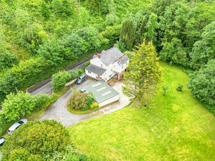 5 Bedroom Detached House For Sale In Snapper, Barnstaple, EX32