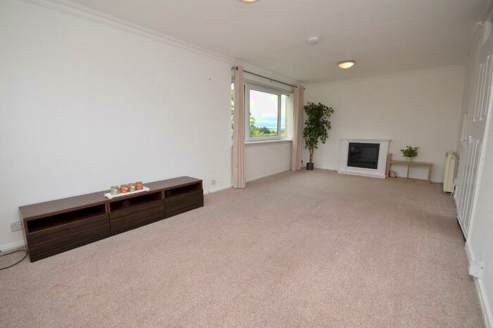 2 Bedroom Flat To Rent In Pembroke, Calderwood, East Kilbride, South Lanarkshire, G74