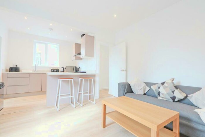 3 Bedroom Apartment To Rent In Station Road, Filton, Bristol, BS34