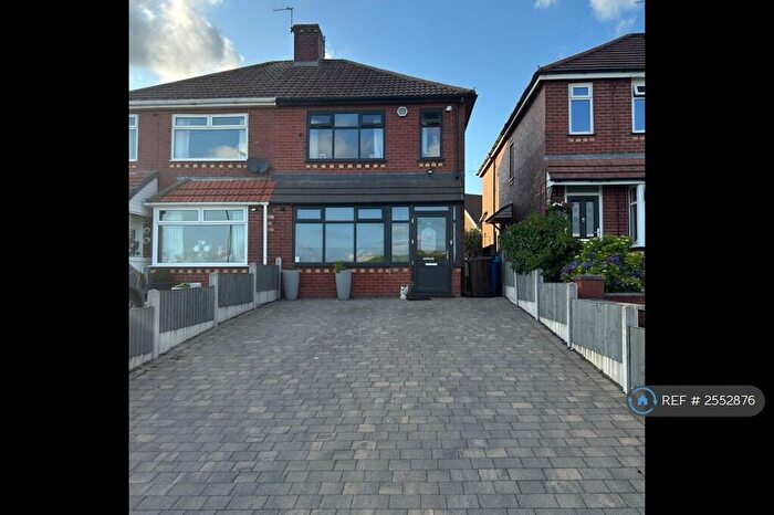 2 Bedroom Semi-Detached House To Rent In Thornham Road, Shaw, Oldham, OL2