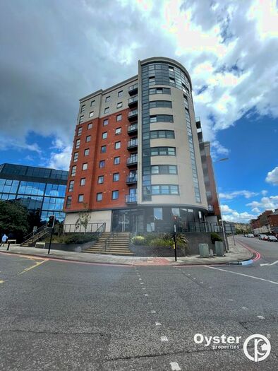 2 Bedroom Flat To Rent In Watlington Street, Reading, RG1