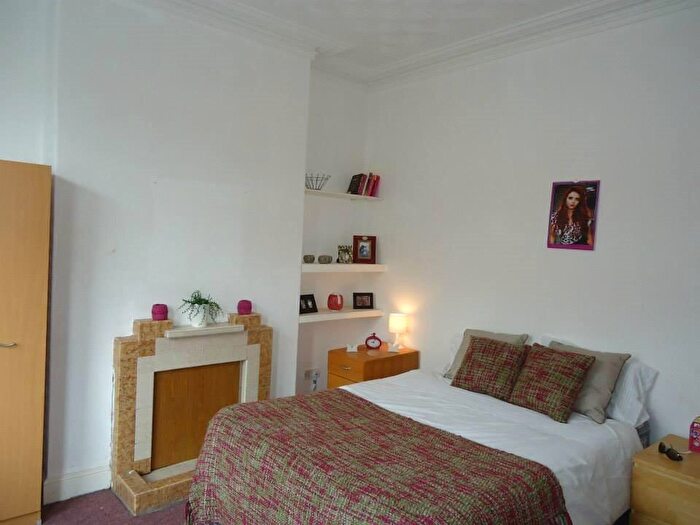 5 Bedroom House To Rent In Monthermer Road, Cathays, Cardiff, CF24