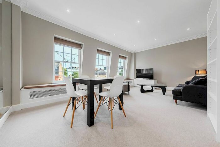 2 Bedroom Flat To Rent In Pimlico Road, Belgravia, London, SW1W