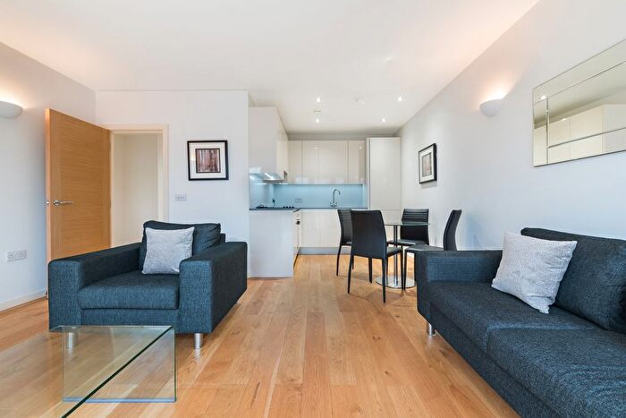 1 Bedroom Flat To Rent In Waddon House, Stafford Road, Waddon, Croydon, CR0