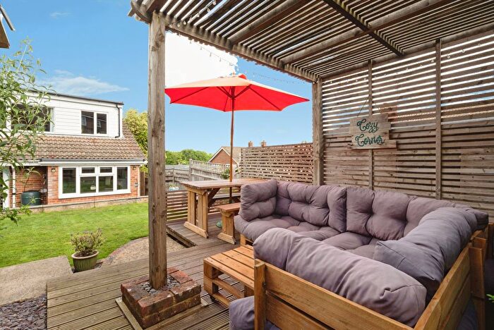 3 Bedroom Bungalow For Sale In Beechwood Close, Burwash, Etchingham, East Sussex, TN19