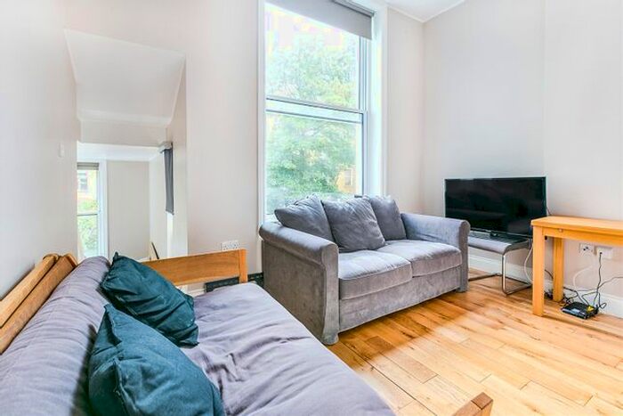 1 Bedroom Flat To Rent In Longridge Road, Earls Court, SW5