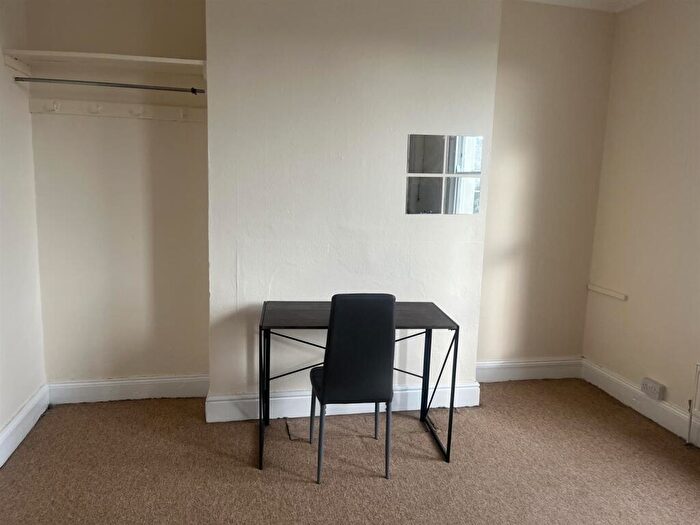1 Bedroom Flat To Rent In Arley Hill, Bristol, BS6