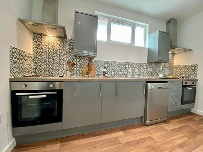 7 Bedroom Terraced House To Rent In , Gascoyne Street, Manchester, M14