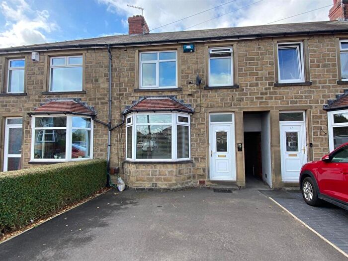 2 Bedroom Terraced House To Rent In Round Wood Avenue, Huddersfield, HD5
