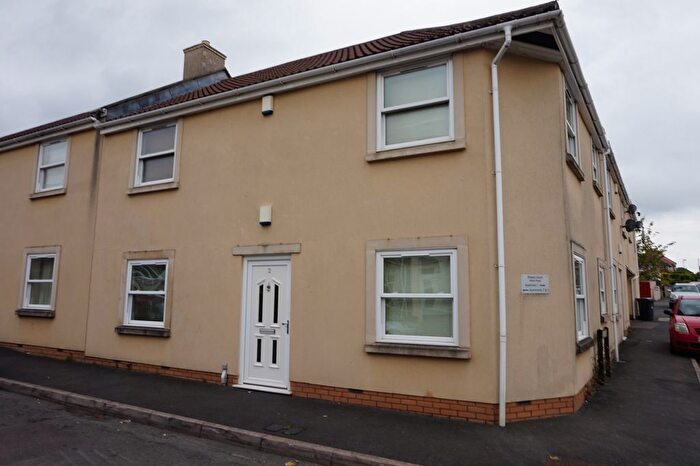 2 Bedroom Flat To Rent In Albert Road, Hanham, BS15
