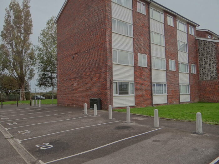 3 Bedroom Maisonette To Rent In Lumsden Road, Southsea, PO4