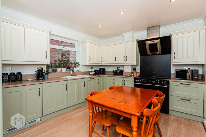 3 Bedroom End Of Terrace House For Sale In Hodge Road, Worsley, Manchester, M28