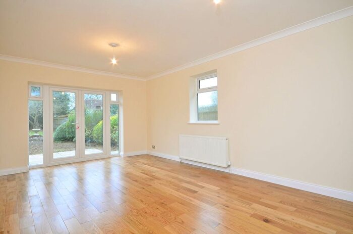 5 Bedroom Bungalow To Rent In Merrow Lane, Burpham, Guildford, GU4