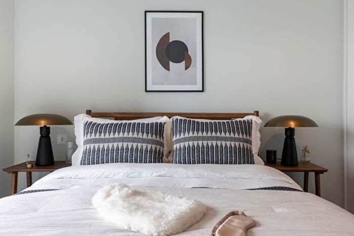 2 Bedroom Flat To Rent In George Street, Croydon, CR0