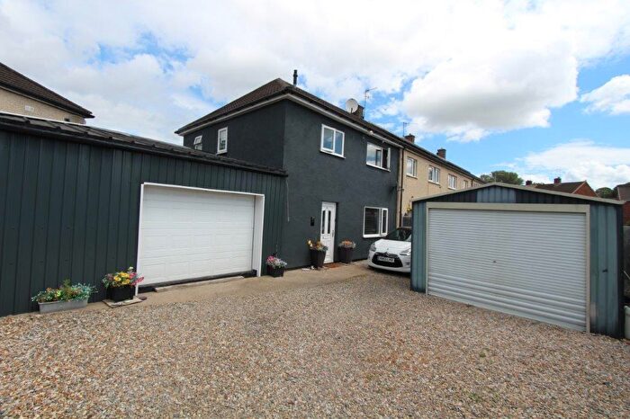 3 Bedroom Semi-Detached House For Sale In Glan Gors, Cefn Road, LL13