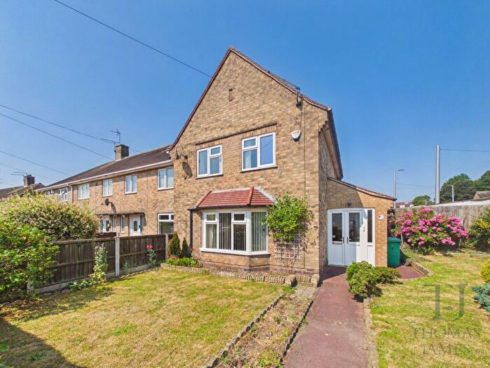 3 Bedroom End Of Terrace House For Sale In Summerwood Lane, Nottingham, NG11