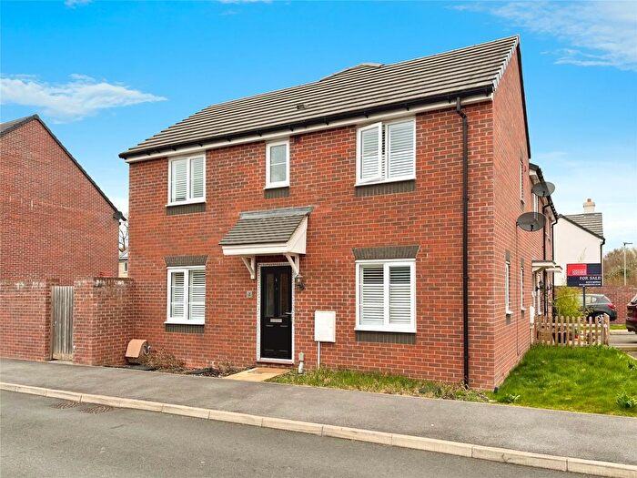 3 Bedroom Semi-Detached House For Sale In Swallows Rise, Westbury, BA13