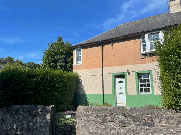 2 Bedroom Flat To Rent In Perth Road, Dunblane, Stirling, FK15