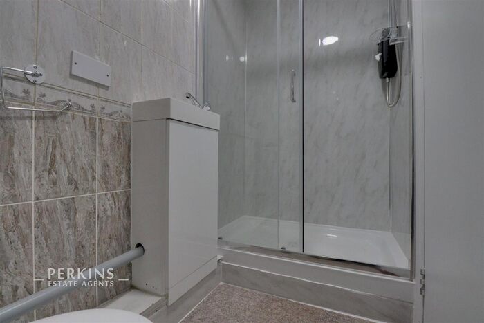 Studio To Rent In Swallow Drive, Northolt, UB5