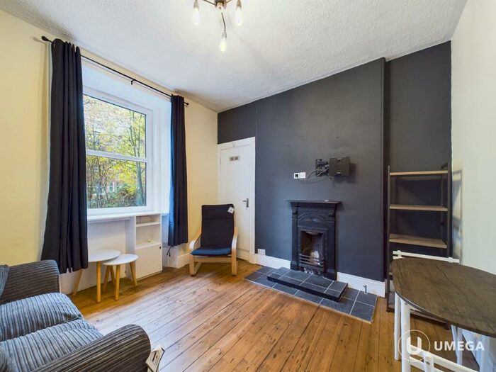 1 Bedroom Flat To Rent In Watson Crescent, Polwarth, Edinburgh, EH11