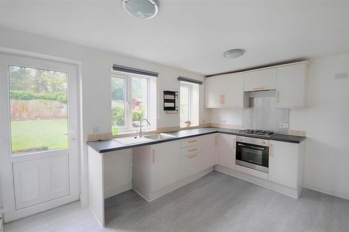 2 Bedroom End Of Terrace House To Rent In Princes Street, Stone, ST15