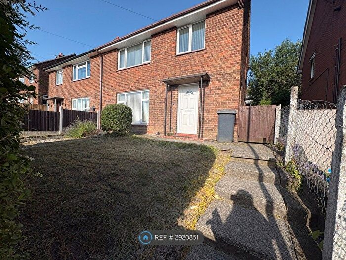 3 Bedroom Semi-Detached House To Rent In Norfolk Road, Kidsgrove, Stoke-On-Trent, ST7