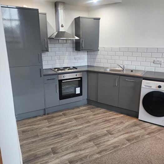 1 Bedroom Flat To Rent In Law Russell House, Vicar Lane, Bradford, West Yorkshire, , Uk, BD1