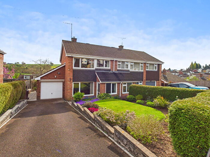 3 Bedroom Semi-Detached House For Sale In Glebe Close, Mitcheldean, GL17