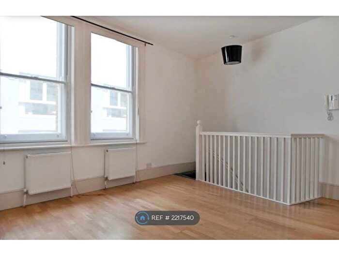 1 Bedroom Flat To Rent In Hackney Road, London, E2