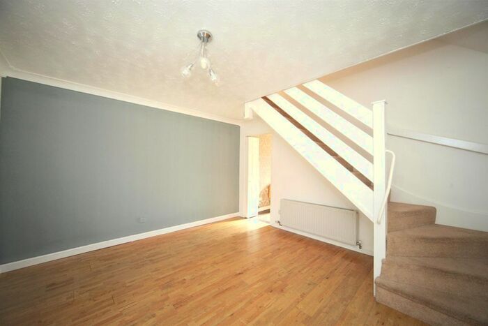 2 Bedroom Semi-Detached House For Sale In Bircham Road, Taunton, TA2