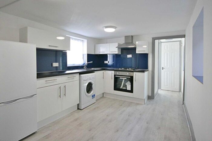 2 Bedroom Flat To Rent In Bed Maisonette / Prospect Street, Reading, RG1