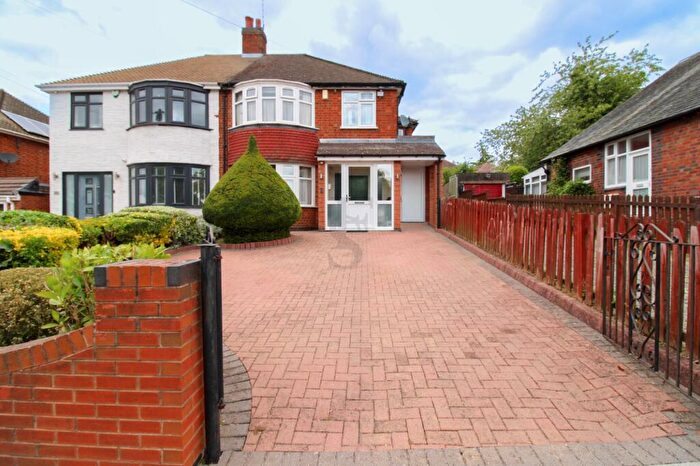 4 Bedroom Semi-Detached House For Sale In Gwendolen Road, Evington, LE5