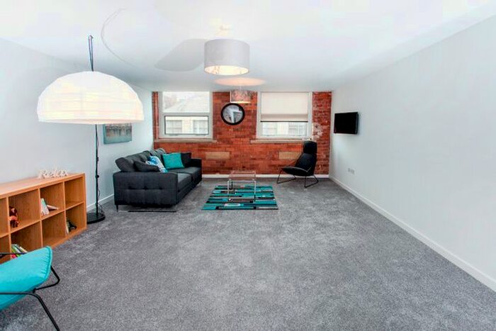 1 Bedroom Flat To Rent In Balme Street, City Centre, Bradford, BD1