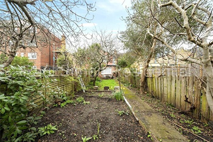 3 Bedroom Terraced House For Sale In Warwick Gardens, Harringay, London, N4