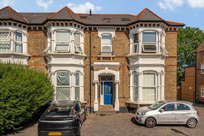 2 Bedroom Flat For Sale In Sunny Gardens Road, London, NW4
