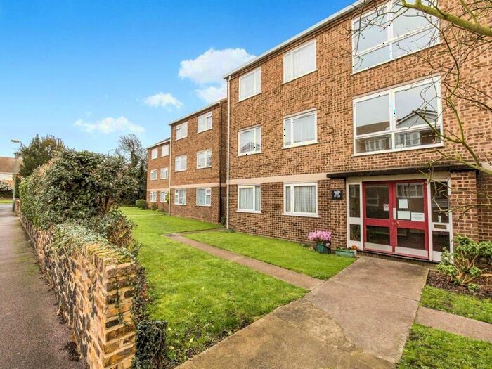 2 Bedroom Flat To Rent In Woolwich Road, Belvedere, DA17