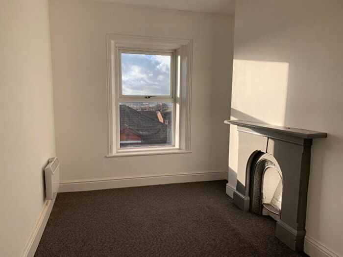 2 Bedroom Block Of Apartments For Sale In Stanley Road, Kirkdale, L5
