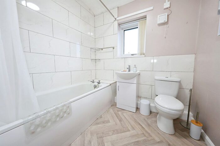 2 Bedroom End Of Terrace House For Sale In Bedford Street, Stow Heath, Wolverhampton, WV1